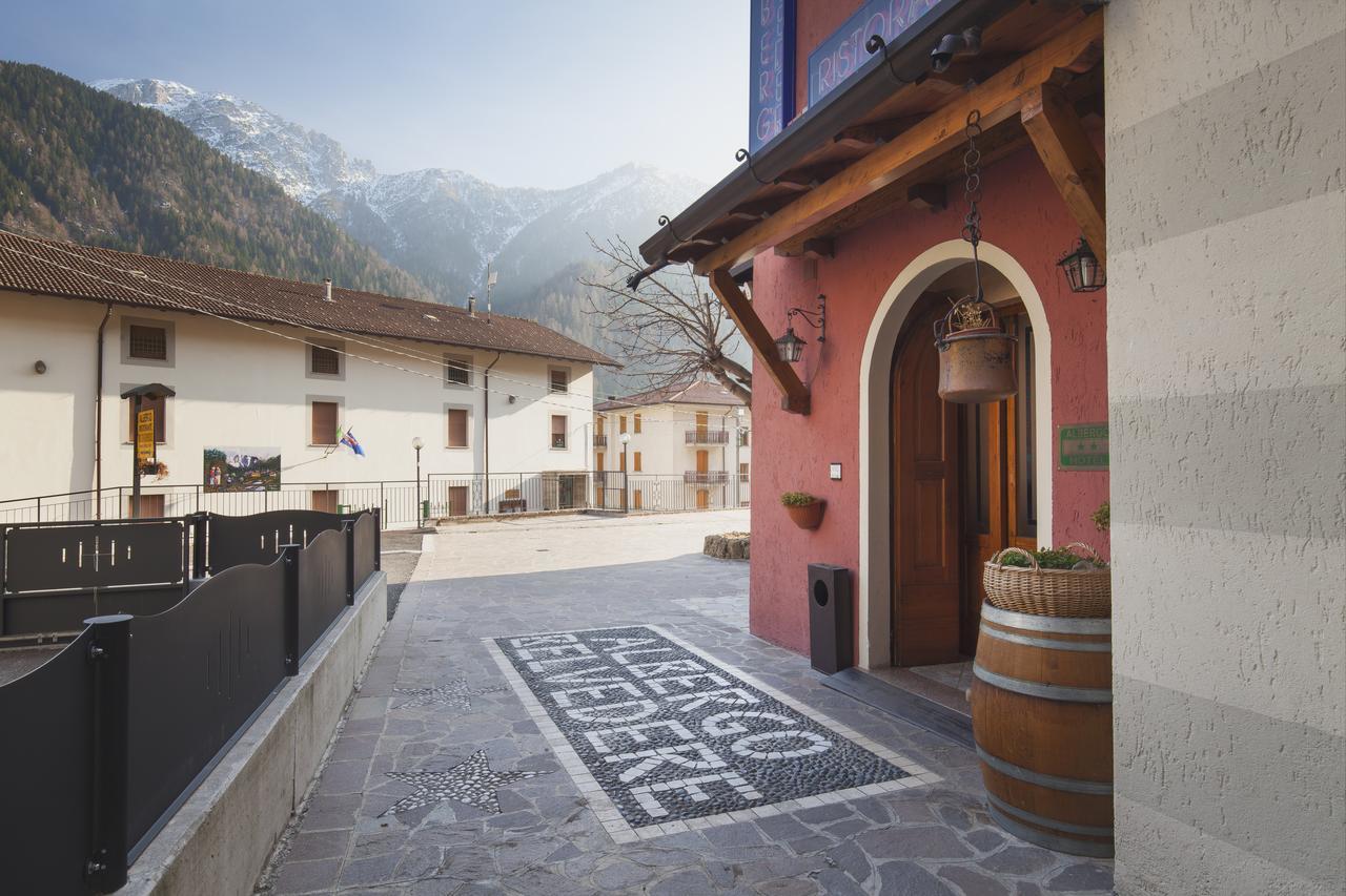 Albergo Belvedere Collio Exteriör bild